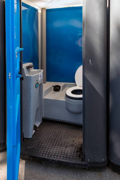 Portable Toilet Options We Offer in Cornell, WI